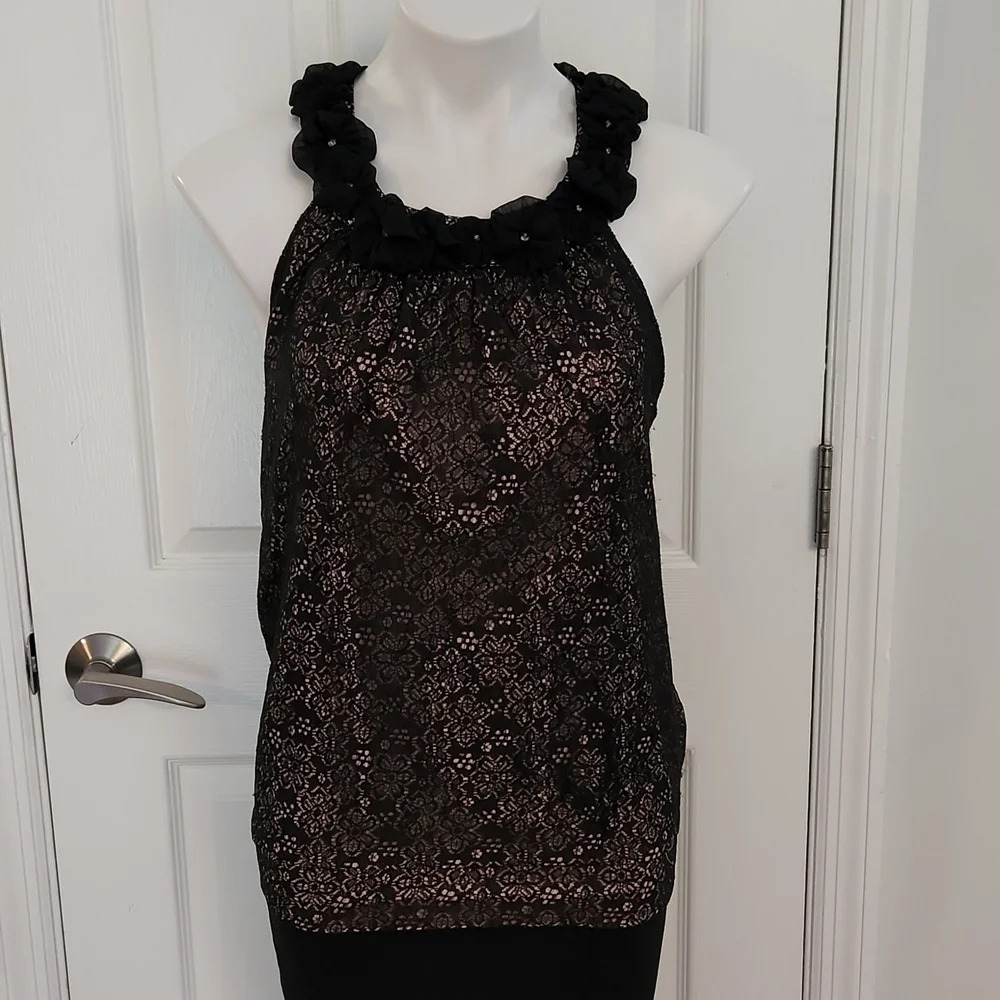 Willi Smith Floral Black Top - Picture 2 of 12